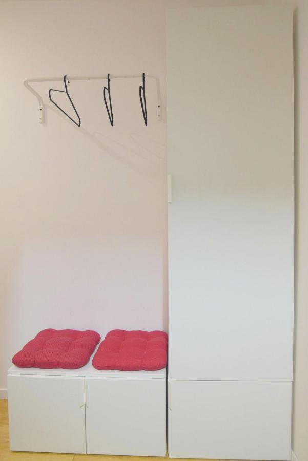 Topolowa Apartments - Self Check In - Next To Main Rail, 10 Min To Main Square 크라쿠프 외부 사진